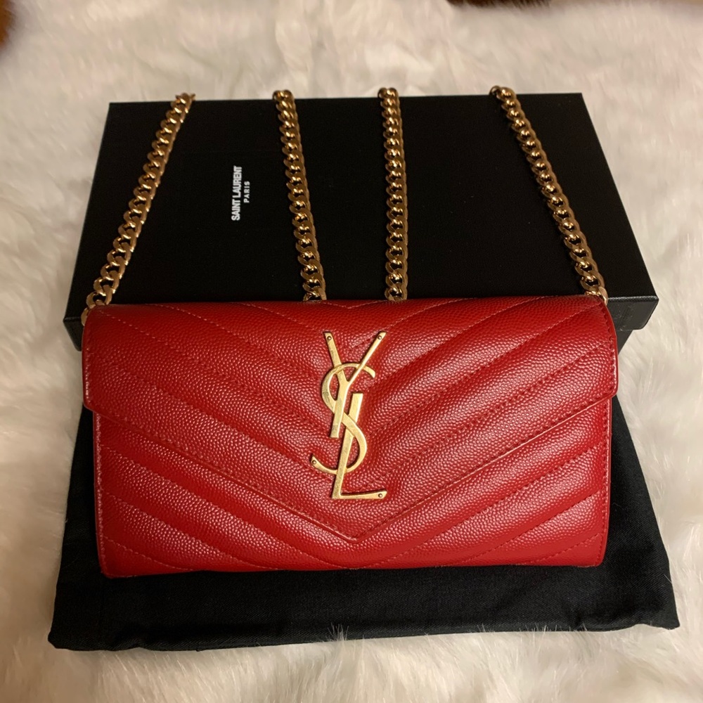 Preowne YSL Red Matelasse Wallet on Chain